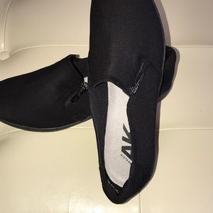 anne klein sport shoes with zipper